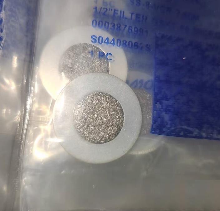 Swagelok SS-8-VCR-2-60M 316L Stainless Steel VCR Face Seal Fitting 1 2 in Silver Plated Snubber Gasket Non-Retained Style 60 Micron SS-8-VCR-2-60M 320 SS-8-VCR-2-20M 20 SS-12-VCR-2-60M 5 648RMB