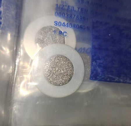 Swagelok SS-8-VCR-2-60M 316L Stainless Steel VCR Face Seal Fitting 1 2 in Silver Plated Snubber Gasket Non-Retained Style 60 Micron SS-8-VCR-2-60M 320 SS-8-VCR-2-20M 20 SS-12-VCR-2-60M 5 648RMB