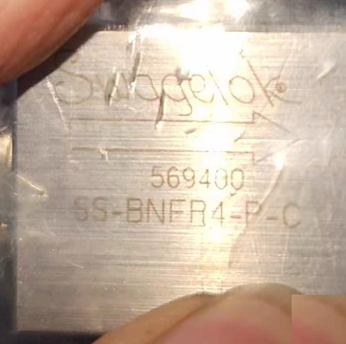 Swagelok SS-BNFR4-P-C 1 4 FVCRSwagelok SS-BNFR4-P-C 316L Stainless Steel High Purity Bellows Sealed Valve 1 4 in Female Swagelok VCR Face Seal Fitting SC-01 Cleaned NC Actuator