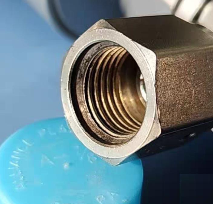 Swagelok SS-HBFR4-P-O Stainless Steel High Pressure Bellows Sealed Valve 1 4 in Female Swagelok VCR Face Seal Fitting NO ActuatorPart SS-HBFR4-P-O SS-HBV51-O 1 4 in VCR NO SS-HBV51-O 7 651 34