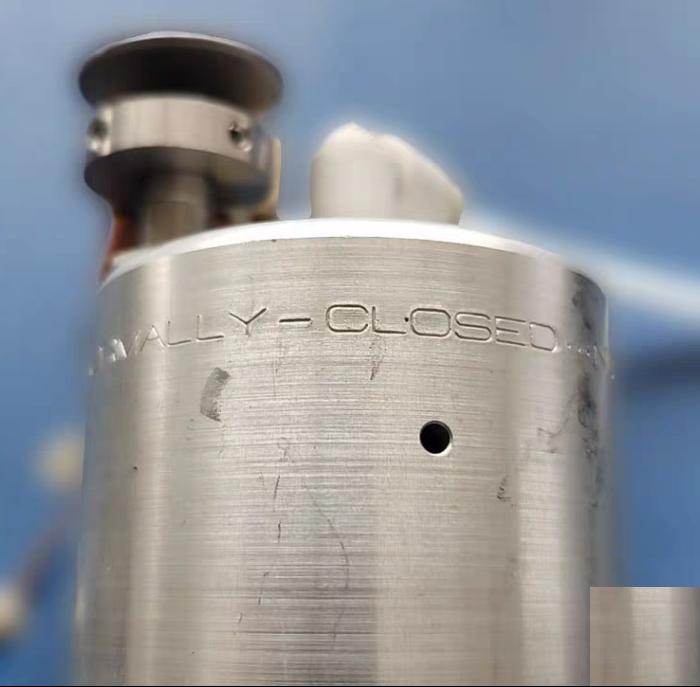 Swagelok SS-HBVCR4-CM Stainless Steel High Pressure Bellows Sealed Valve 1 4 in Male Swagelok VCR Fitting NC Actuator with an Unknown Indicator Switch or not 1 4 in VCR