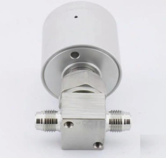 Swagelok SS-HBVCR4-CM Stainless Steel High Pressure Bellows Sealed Valve 1 4 in Male Swagelok VCR Fitting NC Actuator with an Unknown Indicator Switch or not 1 4 in VCR