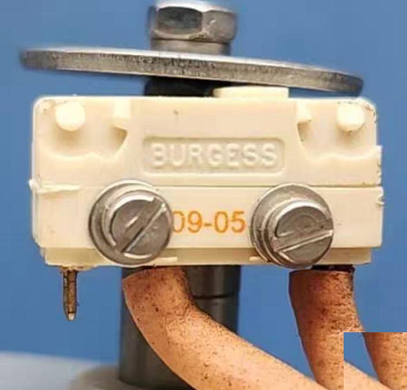 Swagelok SS-HBVCR4-CM Stainless Steel High Pressure Bellows Sealed Valve 1 4 in Male Swagelok VCR Fitting NC Actuator with an Unknown Indicator Switch or not 1 4 in VCR