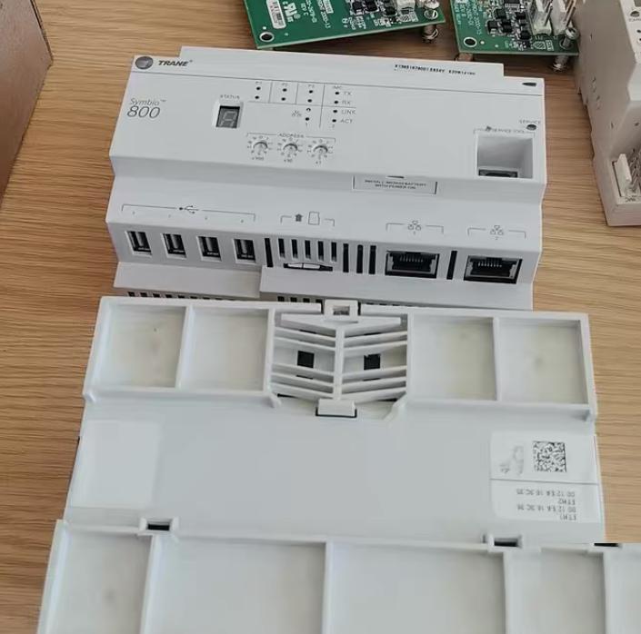 Symbio 800 SY800 X13651678001 24VDC
