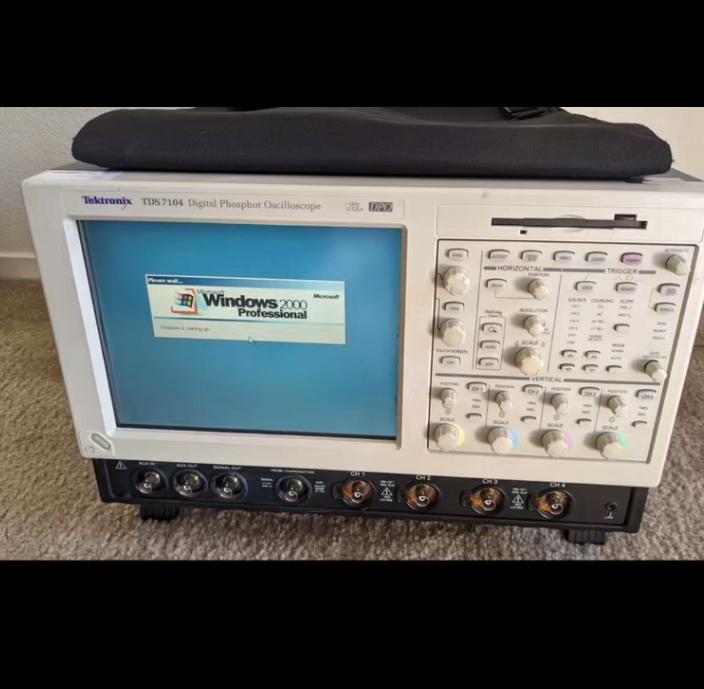 TDS 7104 4 1 GHz