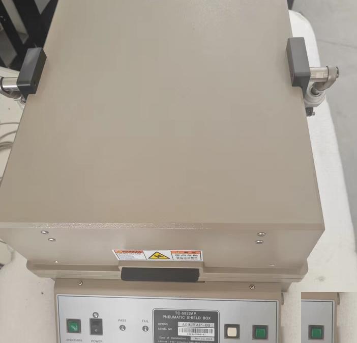TESCOM TC-5922AP I O 100 2000 MHz 70 dB2000 3000 MHz 70 dB3000 6000 MHz 60 dB 2 SMA f SMA f 100 3 382 560 290 680 H mm 296 435 232 25