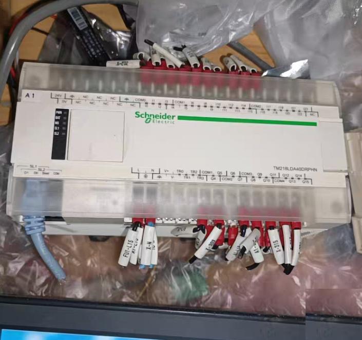 TM218LDA40DRPH