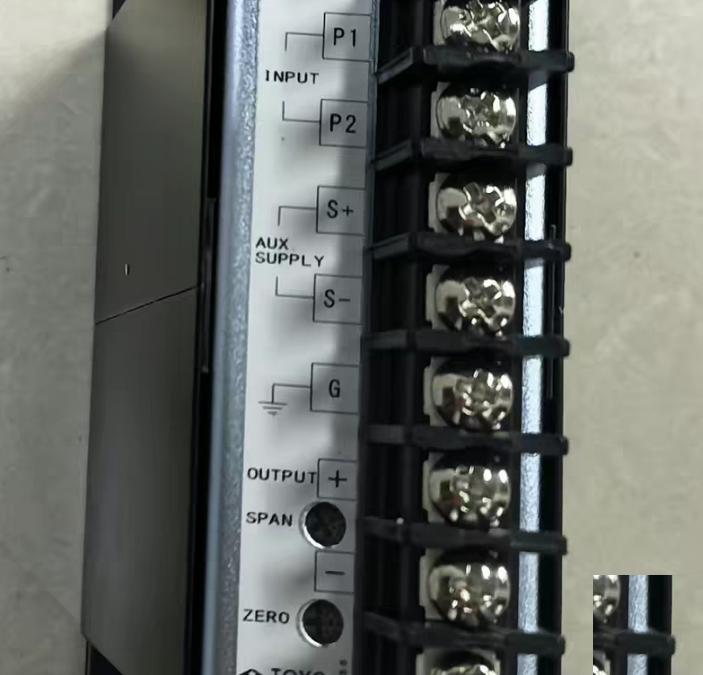TOYO KEIKI MT-1-VA AC 0-150V DC 4-20mA 0-550Ω DC24V EE830555