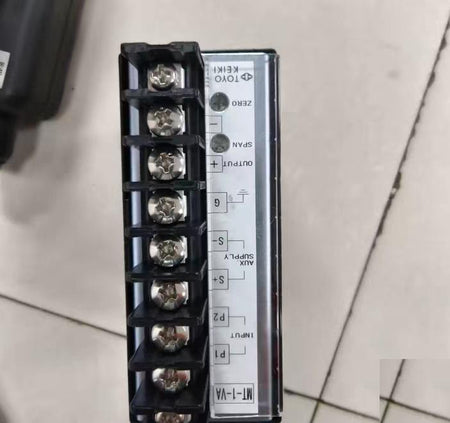 TOYO KEIKI MT-1-VA MT-1-VA AC 0-300V DC 4-20mA 0-550Ω DC24V
