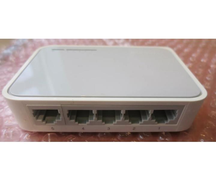 TP-Link 5-Port TL-SF1005D 100Mbps 12CB3500732