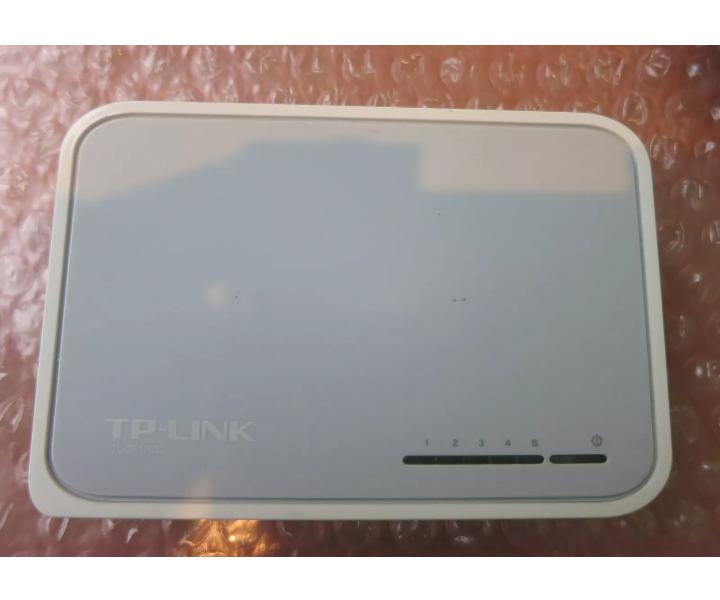 TP-Link 5-Port TL-SF1005D 100Mbps 12CB3500732