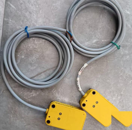 TURCK BC10-Q14-AP4X2-V1131 6 180 BC20-Q20-AN4X2 S400 2 280 G3-4