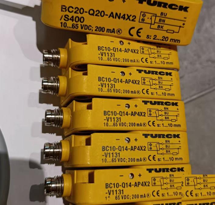 TURCK BC10-Q14-AP4X2-V1131 6 180 BC20-Q20-AN4X2 S400 2 280 G3-4