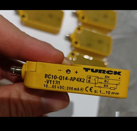 TURCK BC10-Q14-AP4X2-V1131 6 180 BC20-Q20-AN4X2 S400 2 280 G3-4