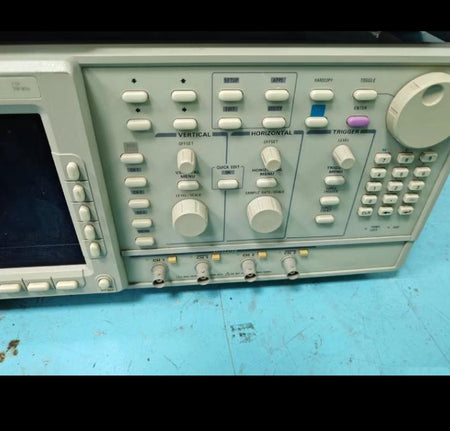 Tektronix AWG420