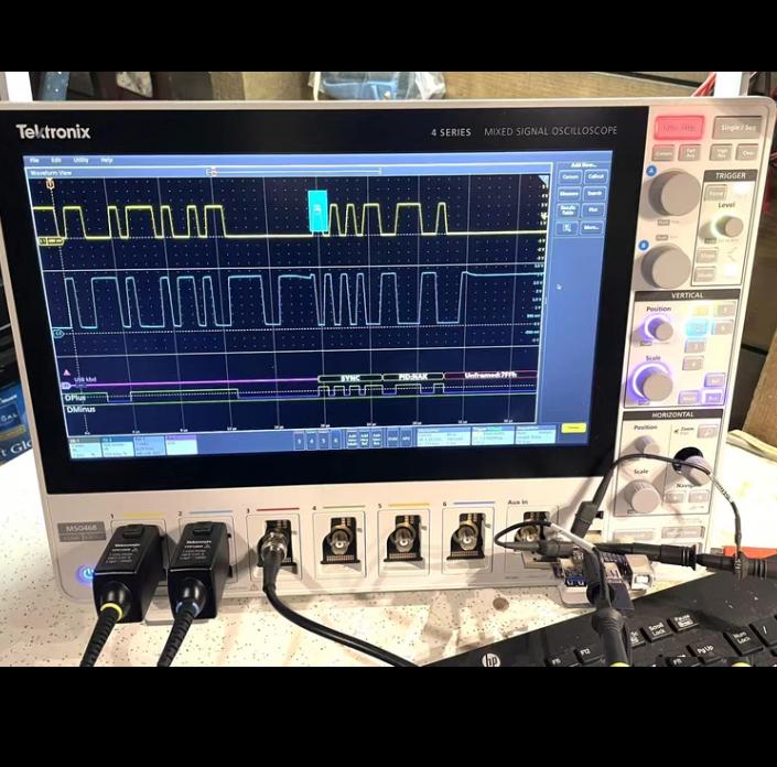 Tektronix MSO54B MSO56B MSO58B MSO46 MSO44 MDO34 MDO32