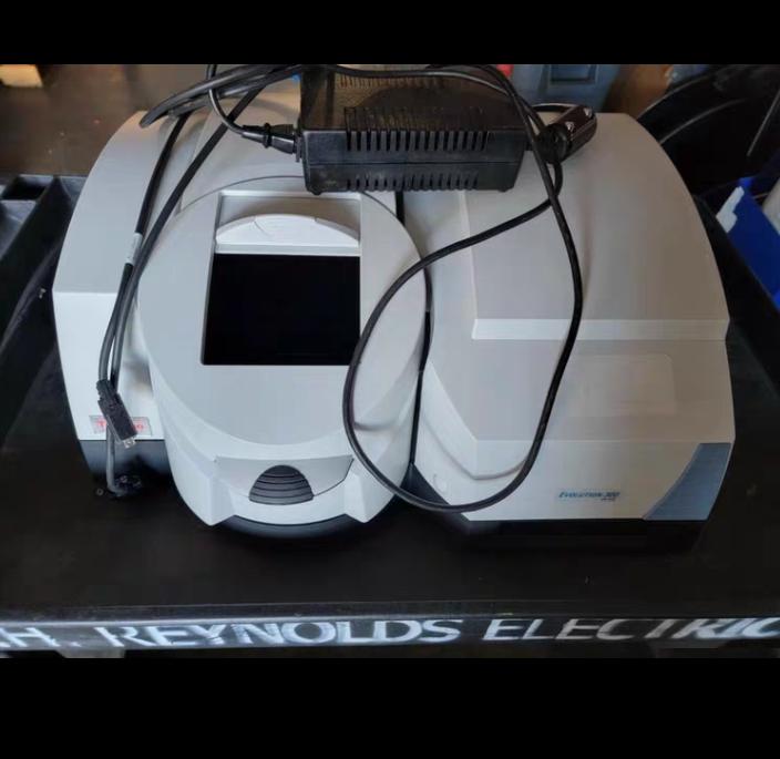 Thermo Scientific Evolution 300 UV-Vis