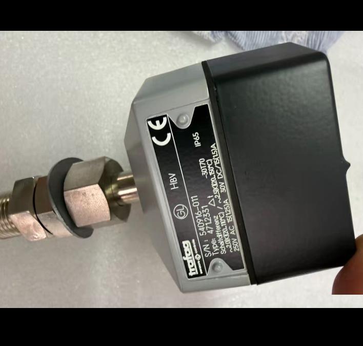 Trafag 471 2331 20-150 120mm IP65 250V AC DC 30V DC