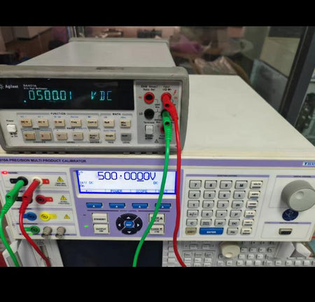 Transmille 3010A 8ppm 600mhz DCV 0-1000V DCV 8ppm DCI 0-30A DCI 50ppm ACV 0-1000V ACV 0 015 ACI 0-30AACI 0 04 1Hz - 10MHz 20ppm 0- 1GΩ 18ppm 1nF - 10uF 0 25 -200 - 800 0 09