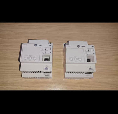 UC800 X13651144-01 REV B 24VDC