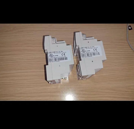 UC800 X13651144-01 REV B 24VDC