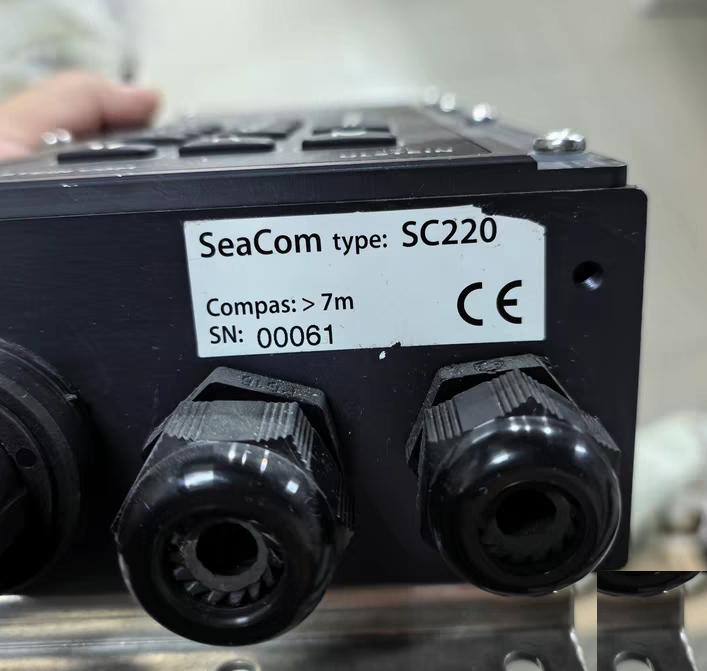 ULSTEIN COM SeaCom SC220 SC220 7