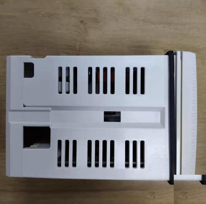 VAF INSTRUMENTS CM30 2V0S0EB S02 0-25cSt 100-240V AC