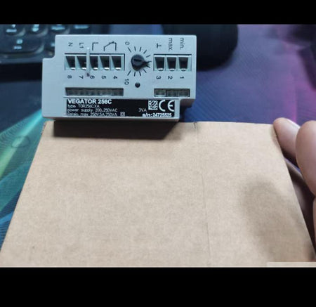 VEGATOR 256C Transmission of signals of conductive probes VEGATOR 256C EL 1 EL 8
