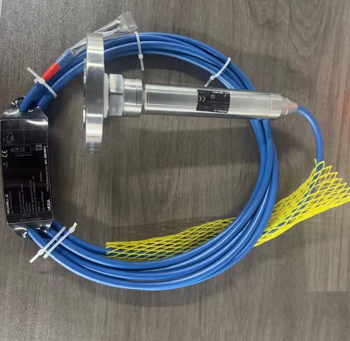 VEGA VEGAWELL 52 2078706 007 0 2 5 bar 0 250kPa abs 4 20mA 6 IP68 Duplex AL203 FKM PUR -20 C 80 C