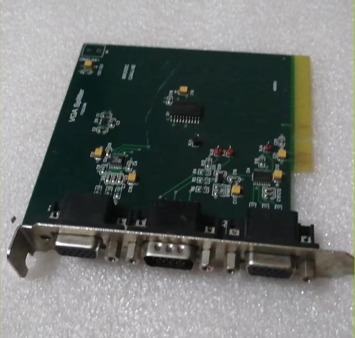 VGA Splitter FISCAN MAD02C