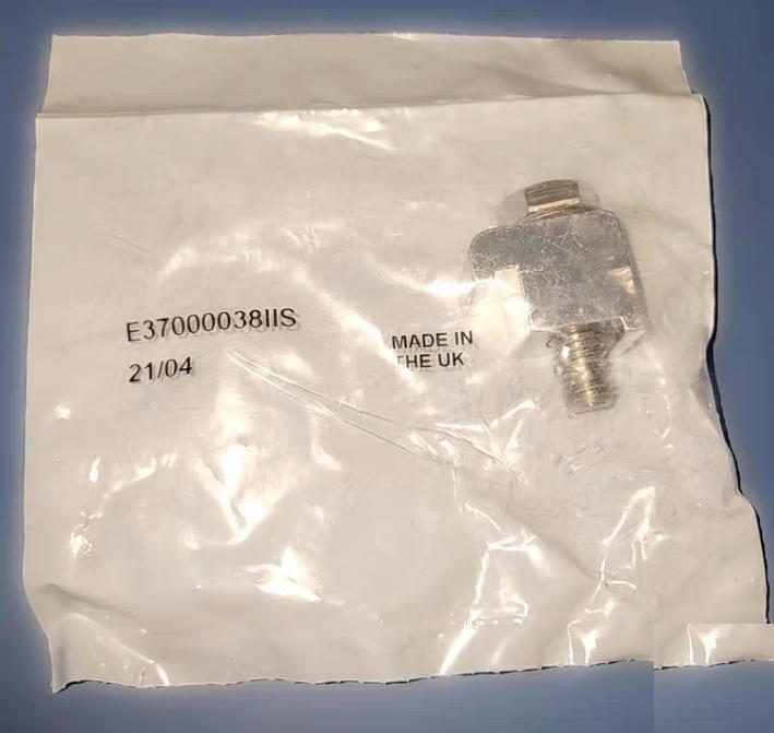 Varian E37000038IIS 8 Single Claw Flange Clamp ISO-MF Sizes NW160 to NW250 M10 Thread It is important that the clamps or bolts not be over tightened or warping of the flanges could result The torque rating for clamps and bolts is 7 to 10 pounds per foot