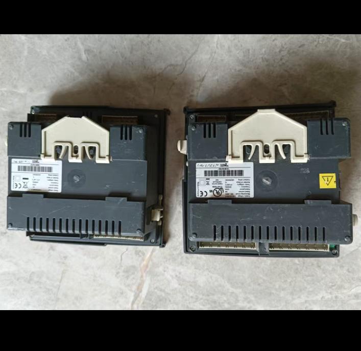 Varlogic NRC12 Varlogic NR6 2 200