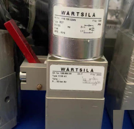 WARTSILA 118 156 024N 126 664 00 24VDC 11W