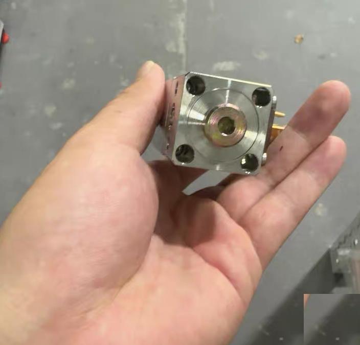 WARTSILA MBS 5153 060N1200 0-6bar 4-20mA 10-32V DC