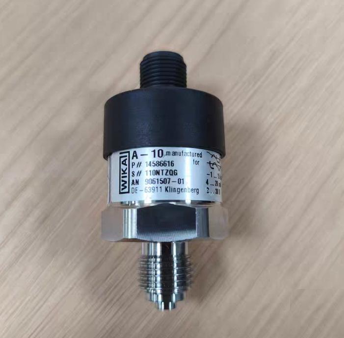 WIKA A-10 14586616 -0 1 1 5Mpa 4-20mA