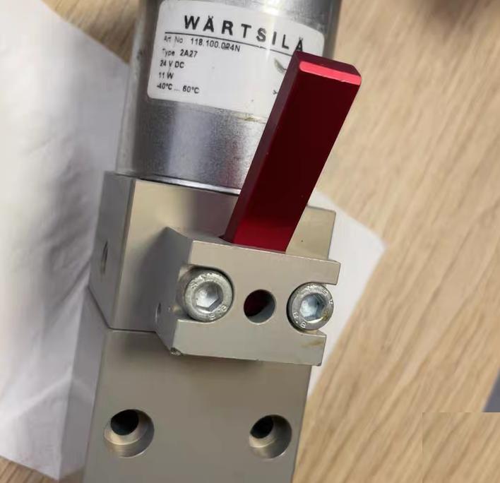 Wartsila 157 187 00 118 100 024N 2A27 24VDC