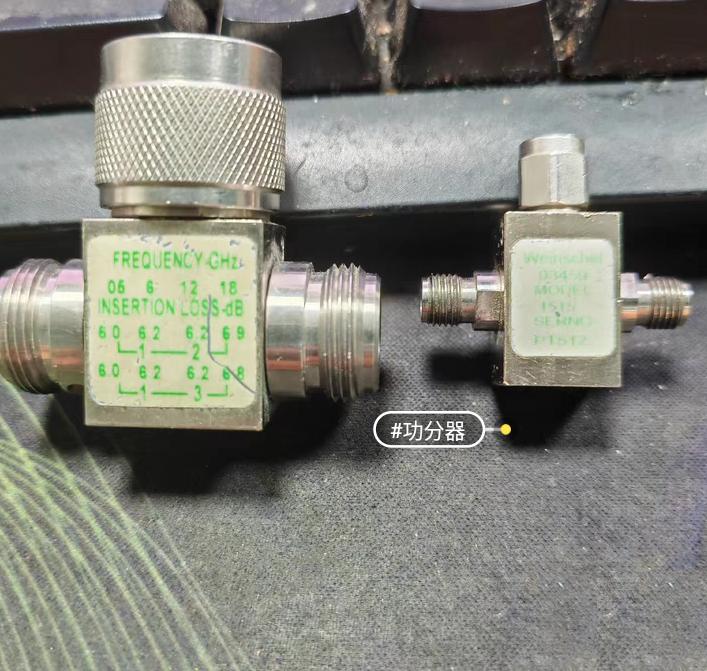 Weinschel 1506A 1515 18GHz 1506A 2-Way GHz dc-18 0 N m IN f OUT INPUT 1 35 OUTPUT 1 35 max 7 5 dB max 0 50 dB 2 0 1 W weinschel 1515 DC-18GHz 6dB SMA RF