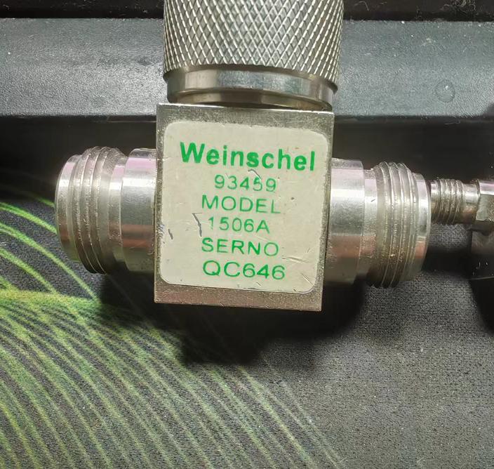 Weinschel 1506A 1515 18GHz 1506A 2-Way GHz dc-18 0 N m IN f OUT INPUT 1 35 OUTPUT 1 35 max 7 5 dB max 0 50 dB 2 0 1 W weinschel 1515 DC-18GHz 6dB SMA RF