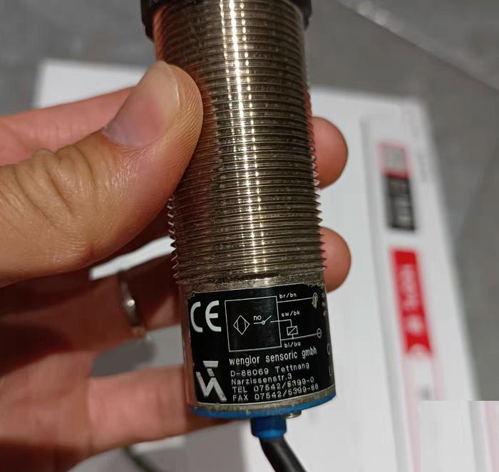 Wenglor UF87PB 230