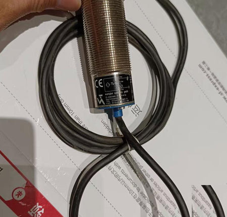 Wenglor UF87PB 230