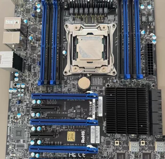 X10SRA 4 pcie E5-1620U