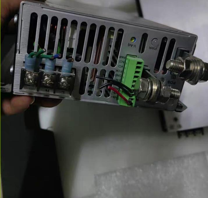 XP Power  HCP1500PS12   12V125A
