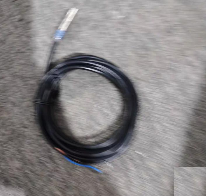 XS608B1PAL2 12-24VDC 2