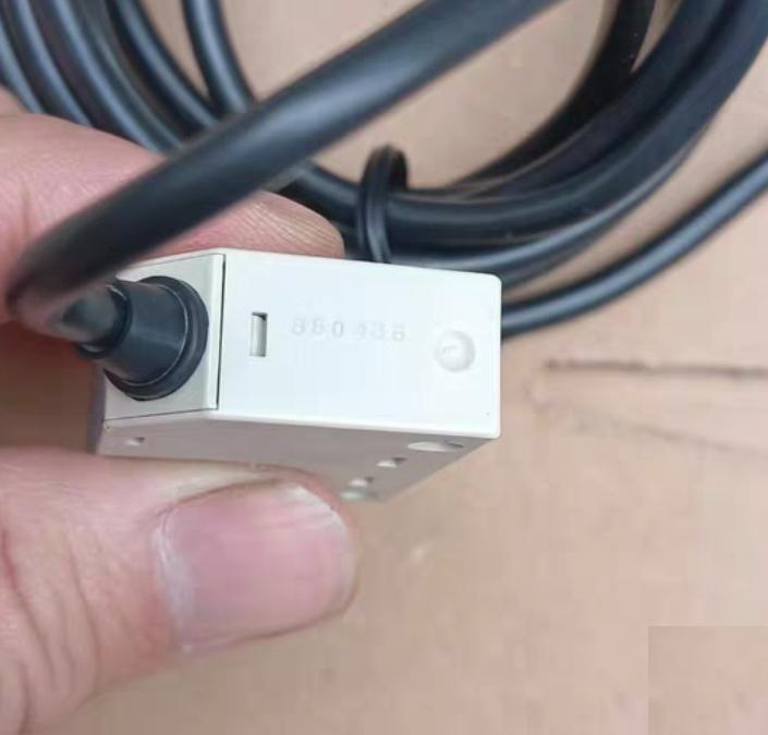XUM-LH0854 650 G7-3