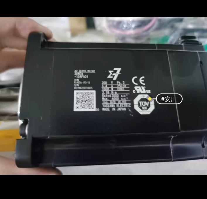 YASKAWA SGM7A-10AFA21 200V 1000W 1