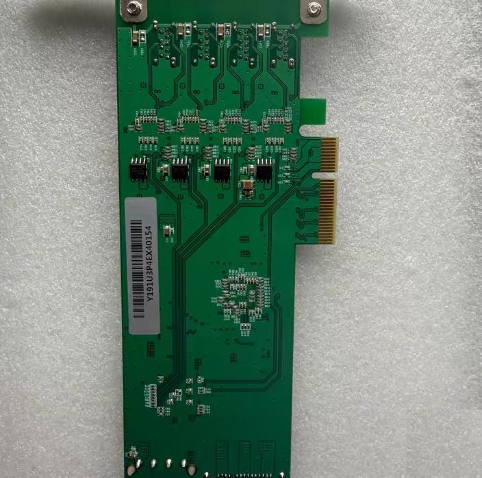 YIOS-U3P4X4-LP YOI SYSTEM 4 USB USB3 0 200
