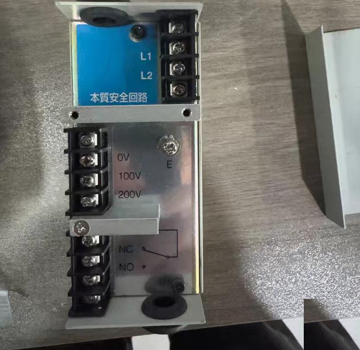 Y E I BARRIER SYSTEM DS-P2
