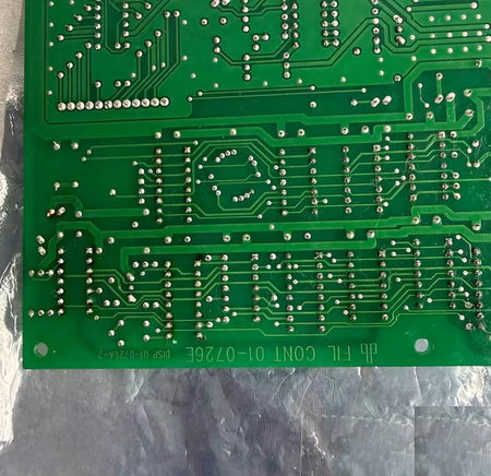 Yuuki 01-0726E 01-0726E AC IN 100-240V 0 3A 50 60Hz DC OUT 12V 0 9A