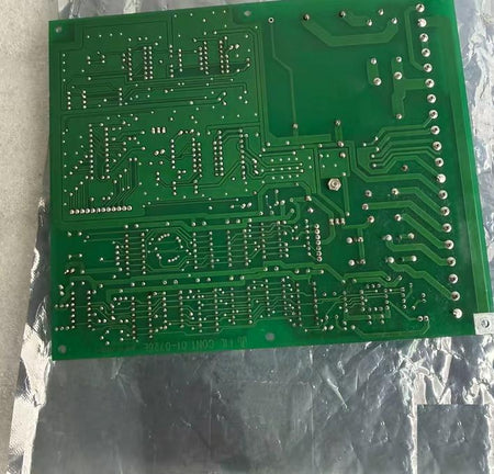 Yuuki 01-0726E 01-0726E AC IN 100-240V 0 3A 50 60Hz DC OUT 12V 0 9A