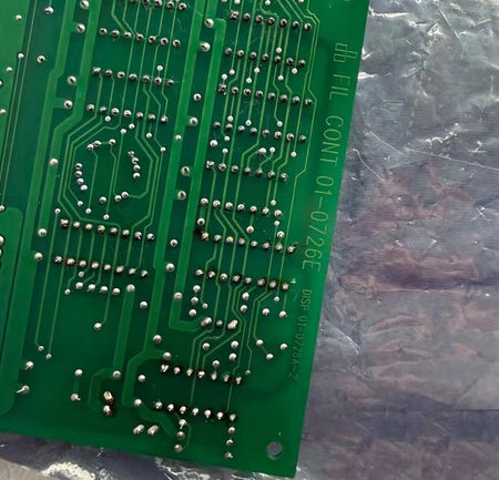 Yuuki 01-0726E 01-0726E AC IN 100-240V 0 3A 50 60Hz DC OUT 12V 0 9A